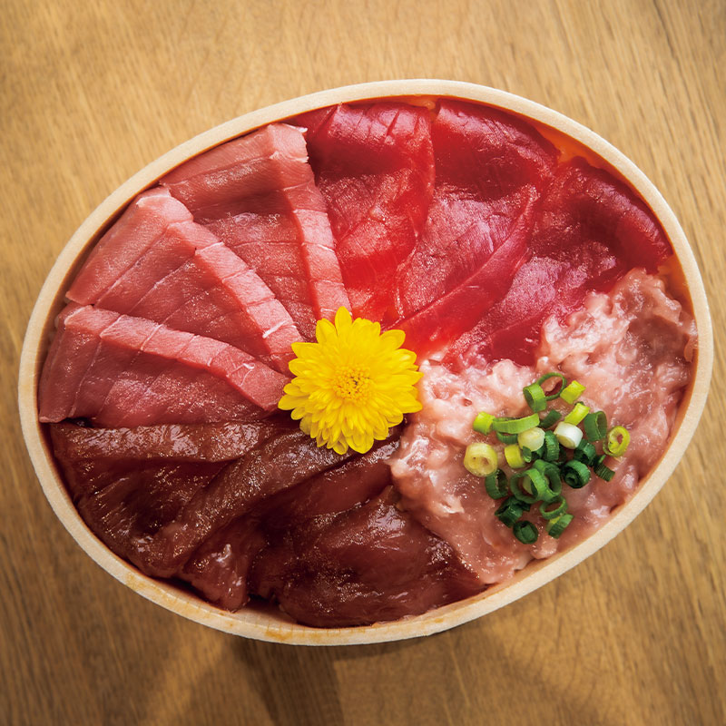 まぐろづくし丼