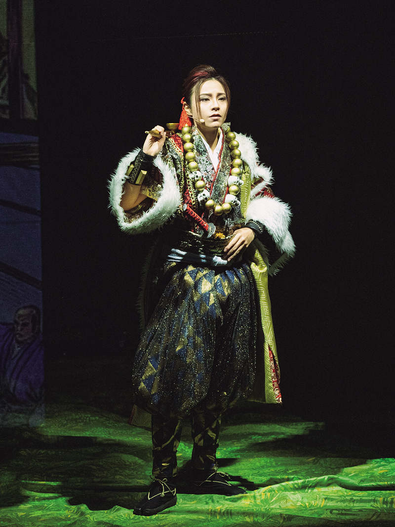 華やかに、しなやかに。品と迫力のあるお芝居を。オクロック熊本歌劇団 菅井育美さん