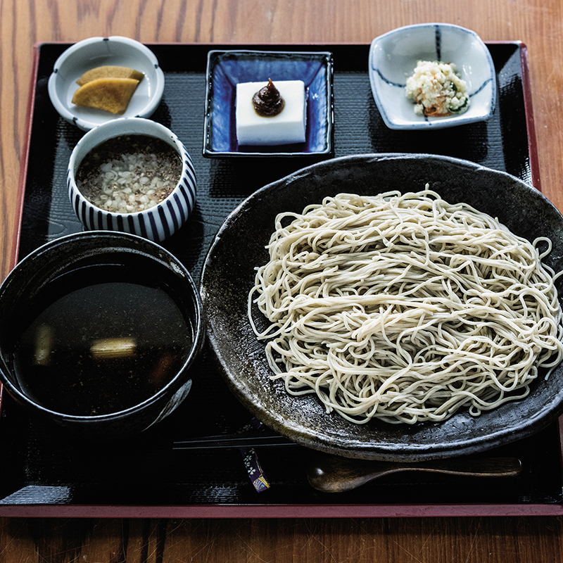 「吾亦紅」のあか牛南蛮そば